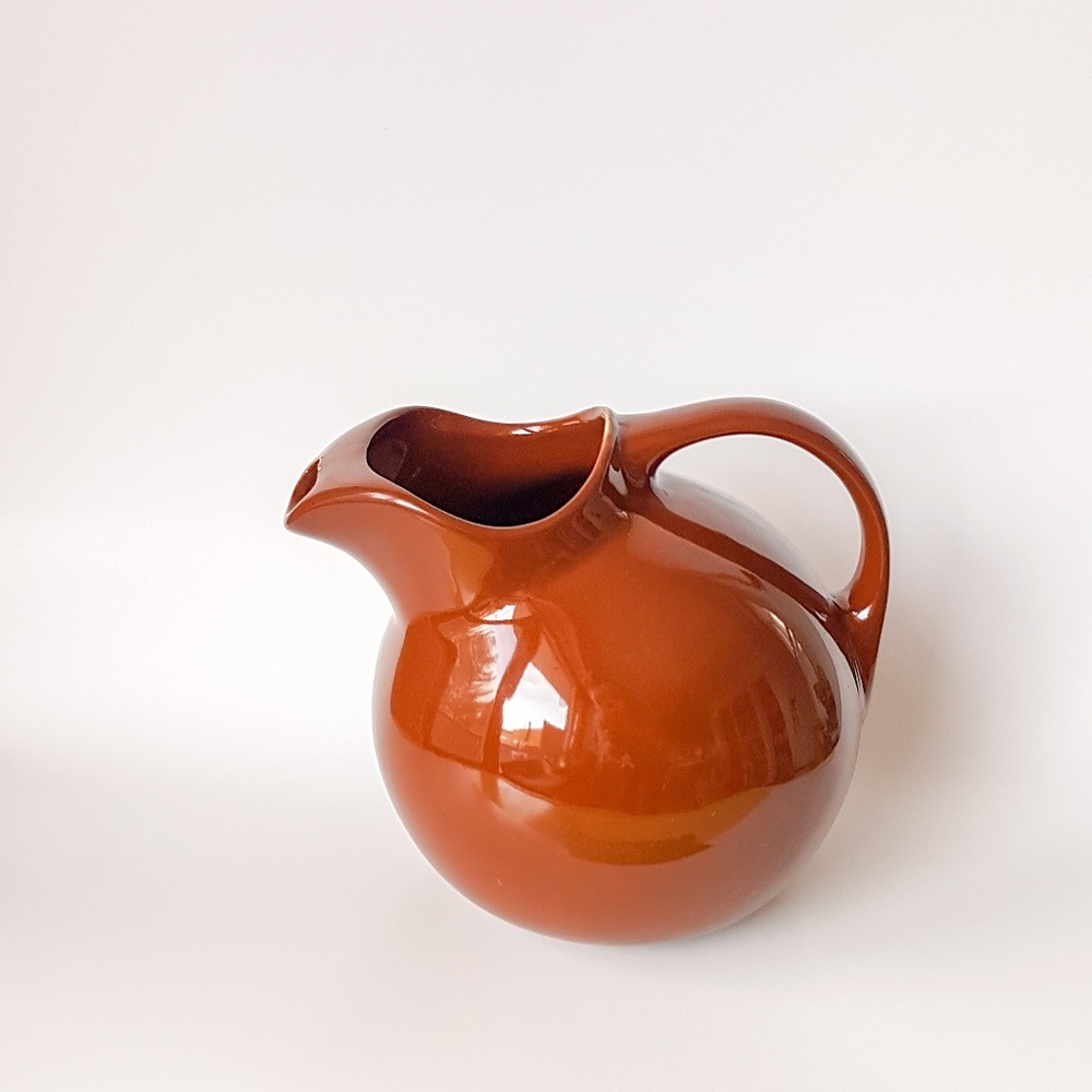 Hall ball pitcher